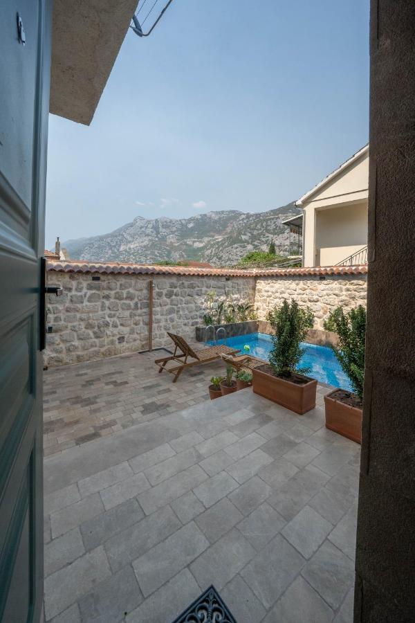 Apartments Gabela Risan Εξωτερικό φωτογραφία